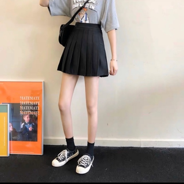 [Mã FAMAYWA giảm 10K đơn 50K] CHÂN VÁY TENNIS ĐEN TUYỀN CÓ QUẦN TRONG | BigBuy360 - bigbuy360.vn