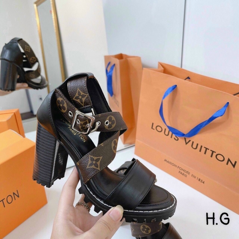 Sandal cao gót LV