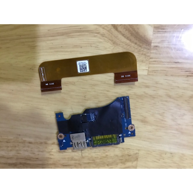 Board phụ cổng usb và cáp nối cho dell XPS 13 9360