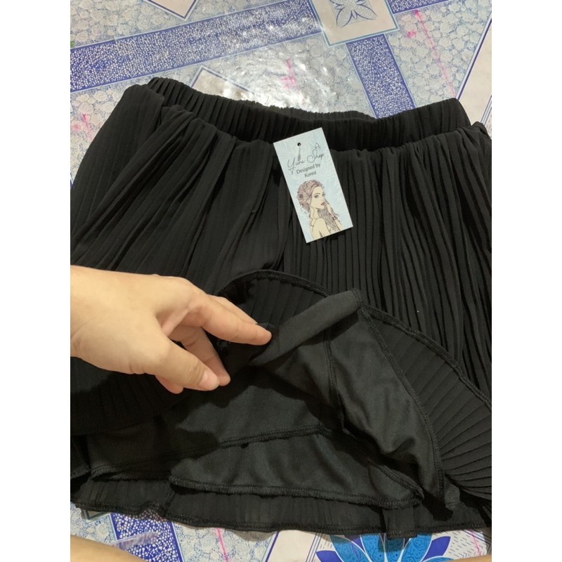 Chân váy dập xếp li ngắn Yura Store CVXLN019 | BigBuy360 - bigbuy360.vn
