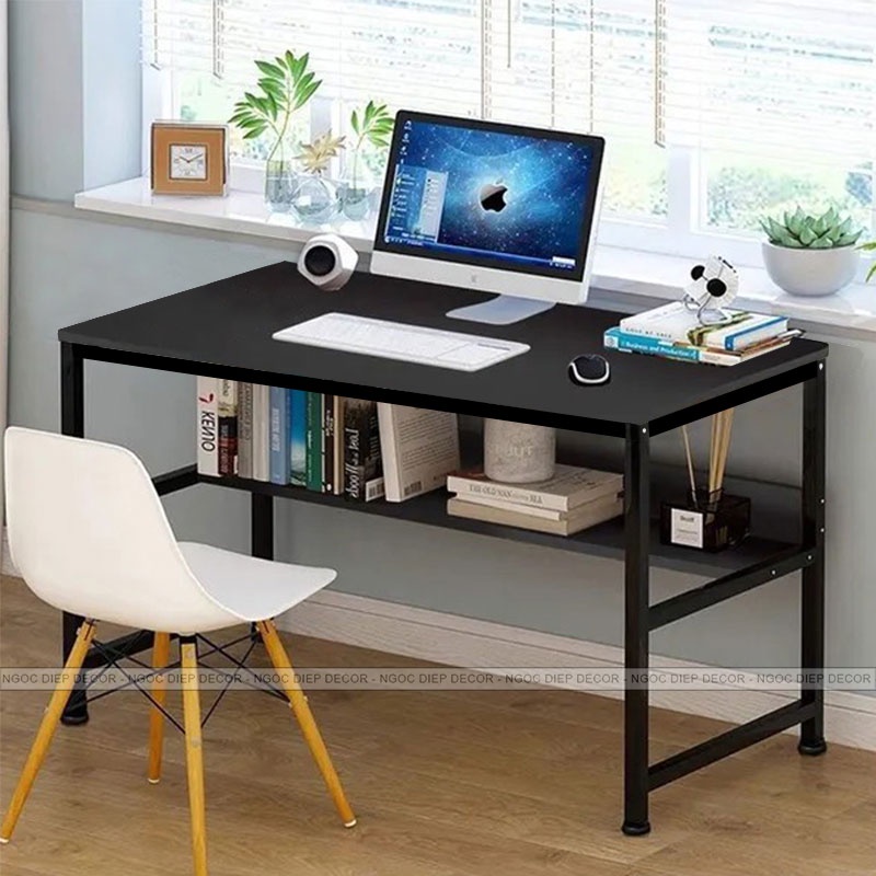 Bàn làm việc có giá sách dưới gầm bàn gọn nhẹ lắp ráp dễ dàng, mặt bàn dày 17li khung sắt tự lắp ráp đơn giản.