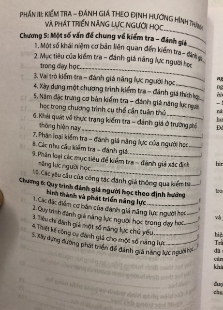 Sách - Dạy học theo định hướng hình thành và phát triển năng lực người học ở trường phổ thông