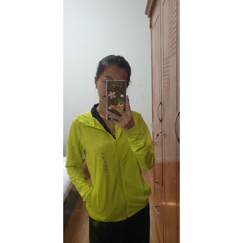 (AUTHENTIC) Áo chống nắng Uniqlo Arism chất làm mát | BigBuy360 - bigbuy360.vn