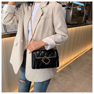 Túi xách nữ trần trám đeo chéo phối khóa kính nghiêng độc đáo trendy TDC2113