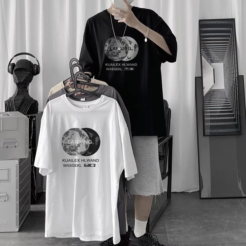 Áo Thun Tay Ngắn Cổ Thuyền Dáng Rộng In Chữ Thoải Mái Thời Trang Mùa Hè Phong Cách Nhật Bản Cho Nam Giới Size M-8XL