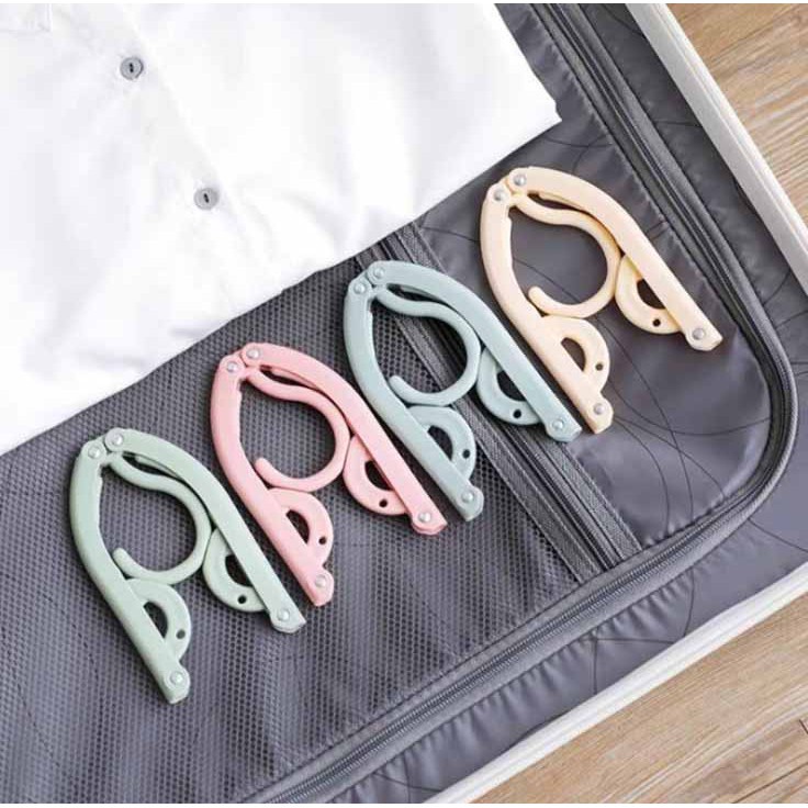 Set 5 Móc Treo Quần Áo Gấp Gọn Thông Minh làm bằng nhựa cao cấp, thích hợp đi cắm trại du lịch, phượt, dã ngoại, câu cá