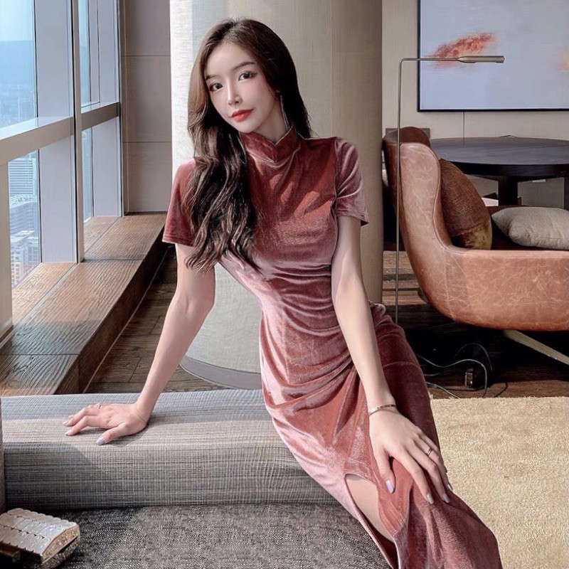 Sườn Xám Nhung Dáng Dài Màu Hồng