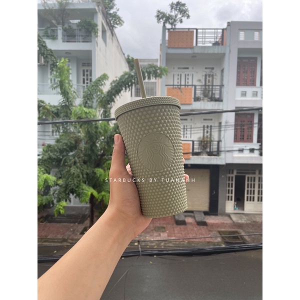 Ly Starbucks Studded Matte Khaki Grande 473ml