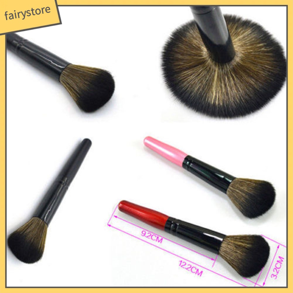 Cọ trang điểm má hồng với tay cầm gỗ và sợi nylon tiện dụng