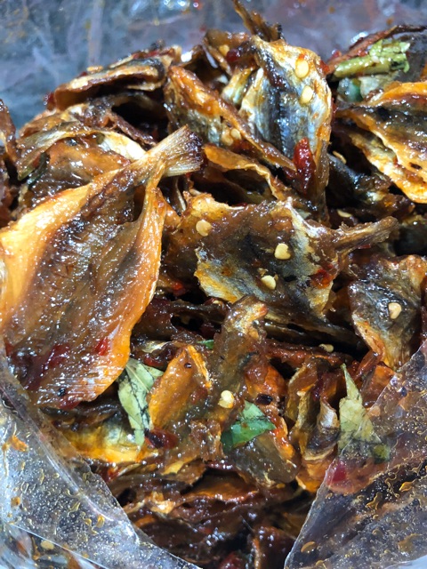 Cá Chỉ Vàng Sốt Chanh  là món ăn ngon của Shop Đặc Sản Biển Phan Thiết NGỌC DŨNG; Hộp 200 gram. HSD 12 tháng