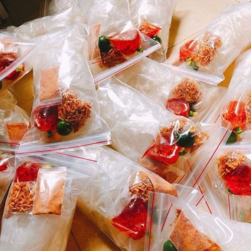 5bịch bánh tráng phơi sương muối nhuyễn hành phi sa tế tỏi.