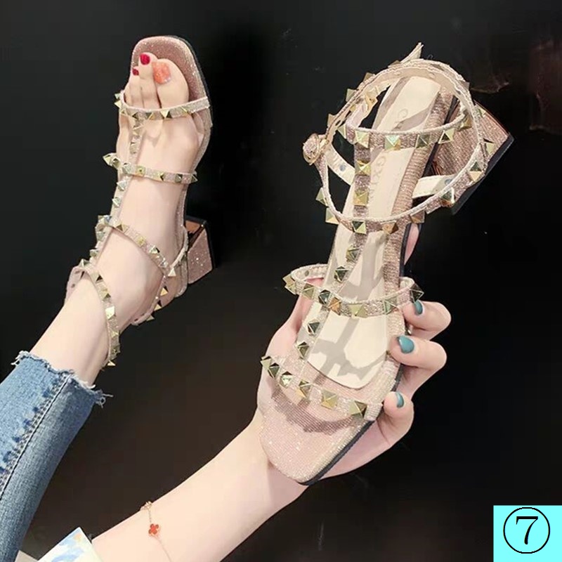 Sandal Cao Gót Mùa Hè 2022 Đính Đinh Tán Phong Cách Mới Cho Nữ
