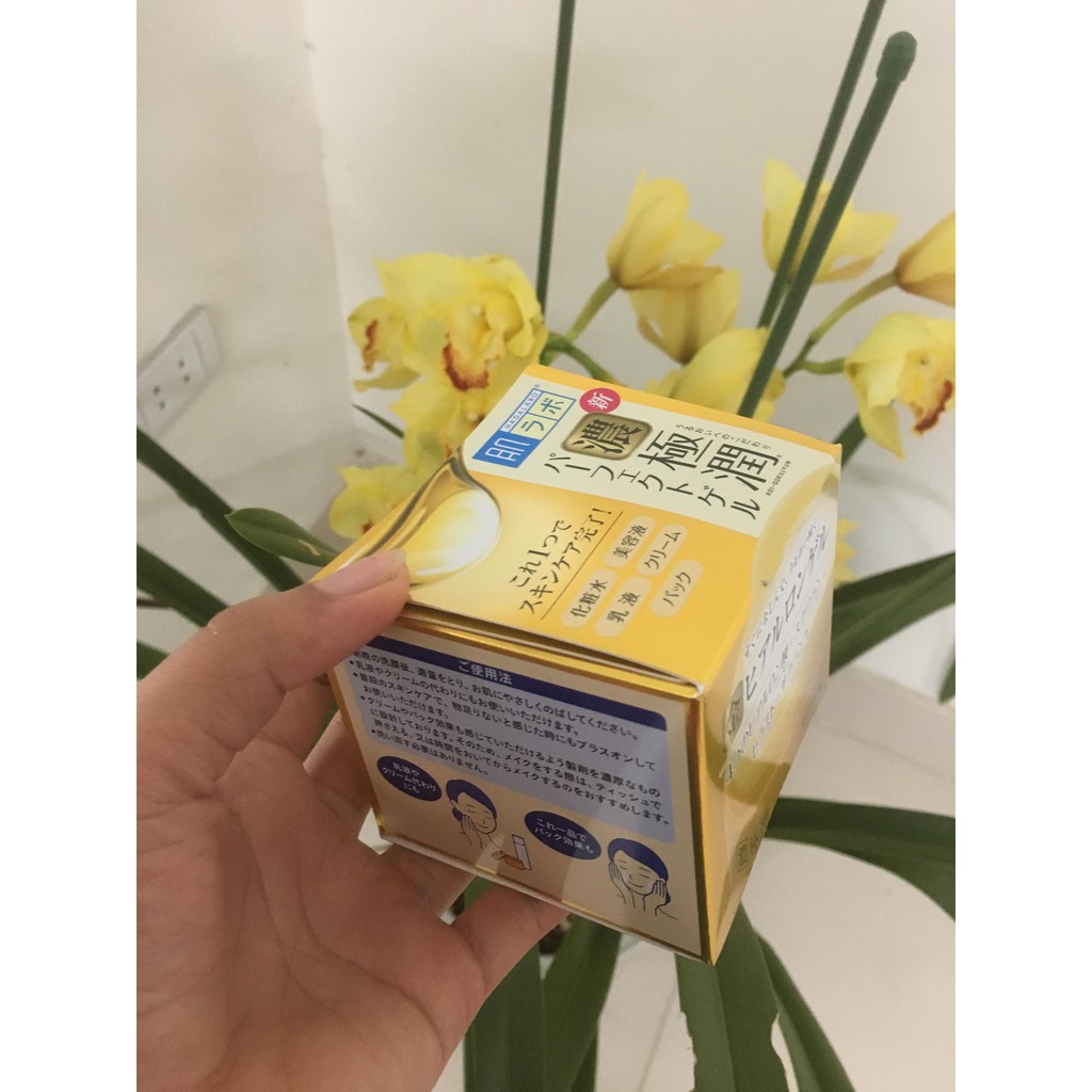 Kem dưỡng da Hada Labo 5 in 1 màu vàng 100g