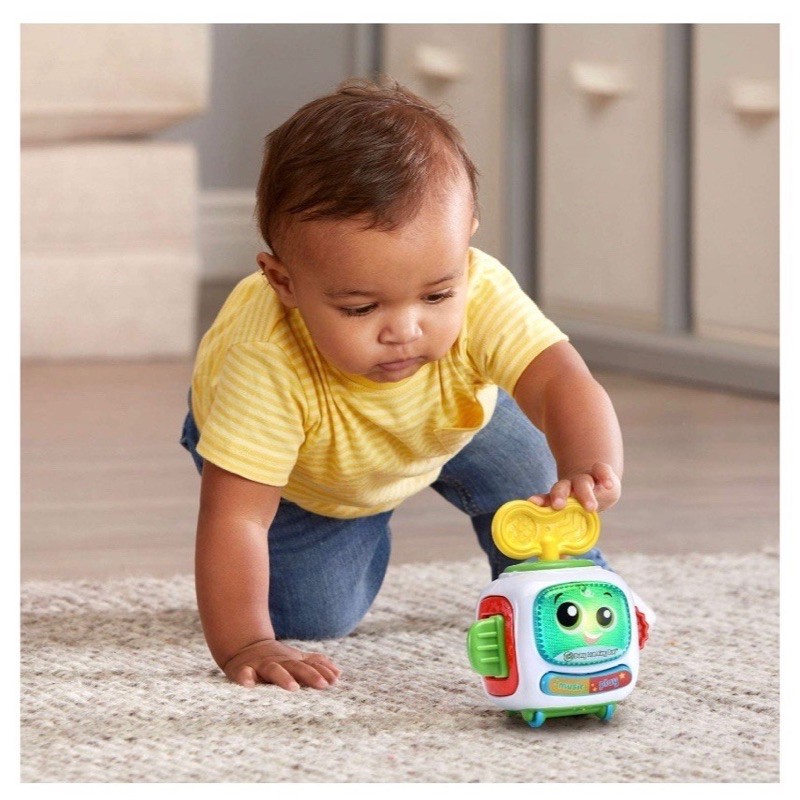 Đồ chơi Hộp Robot LeapFrog Busy Learning Bot cho bé từ 6 tháng tuổi