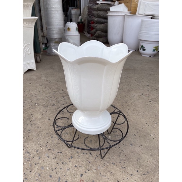 Chậu nhựa loa kèn giả sứ trồng hoa cảnh, cắm hoa giả lục bình kt 25x30