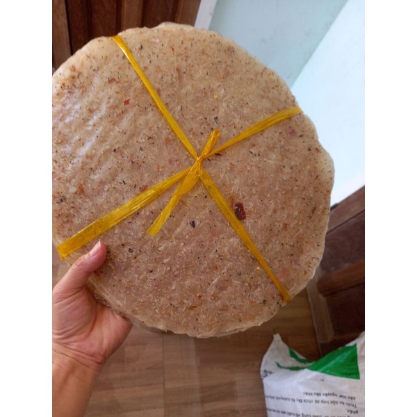 Bánh tráng cốt dừa, mè trắng đặc sản bình định