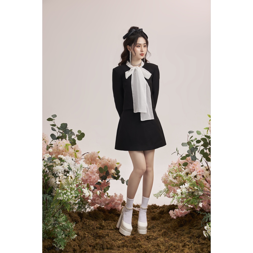 𝐍𝐚𝐧𝐜𝐲 𝐬𝐞𝐭 - áo vest đen cổ dây nơ trắng