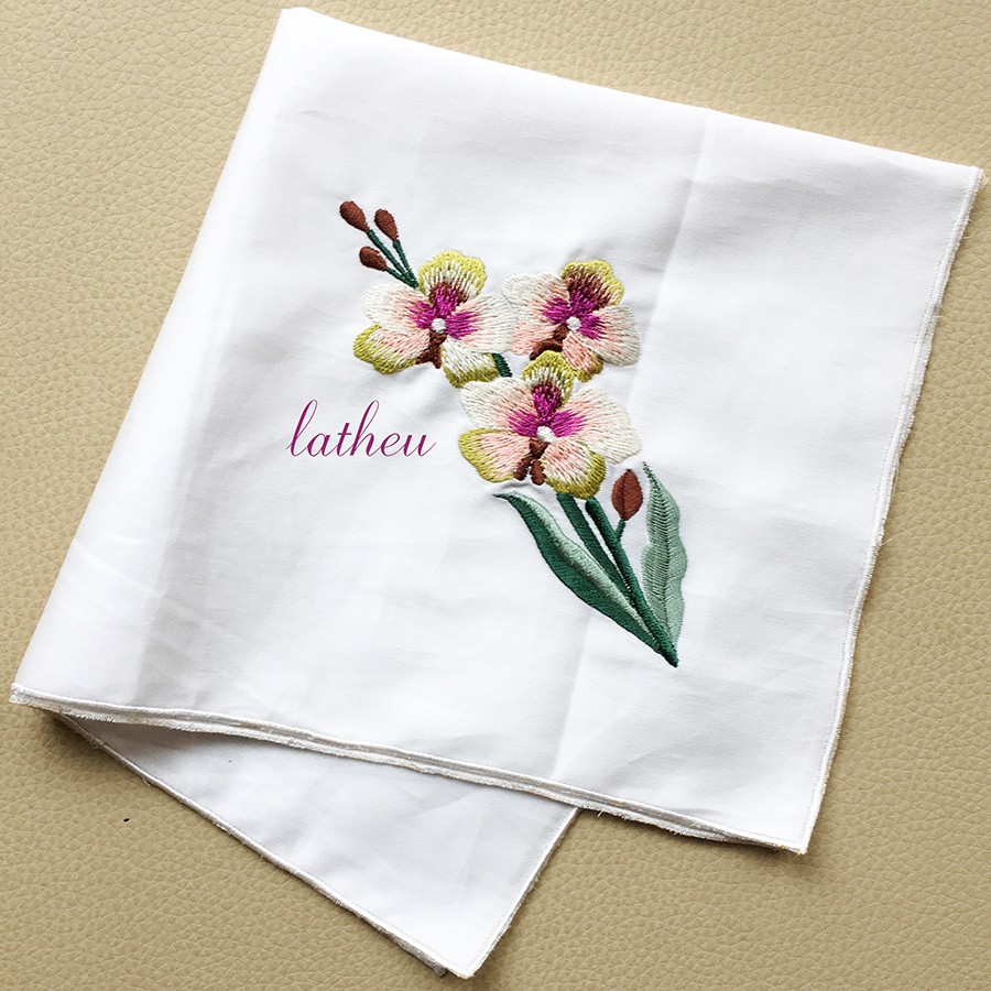 Khăn thêu Phong Lan