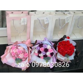 Hoa sáp thơm bó 19 bông kèm túi mặt kính