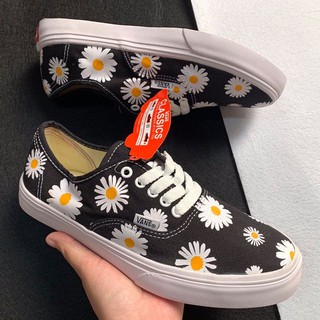 Giày vans nữ hoa cúc họa mi