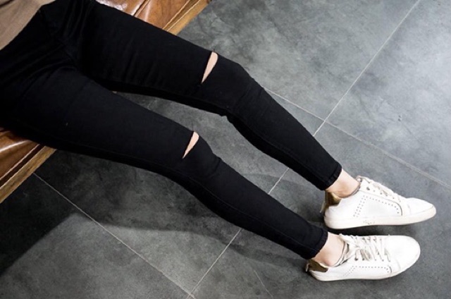 Quần Jeans Rách Gối