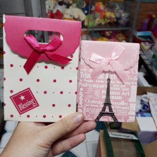 Túi giấy nắp gập đựng quà đủ size
