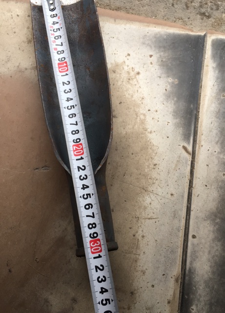 Thuổng đào đất đánh cây  to