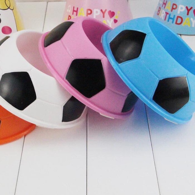 Chén nhựa đựng thức ăn hình trái bóng dành cho thú cưng⚽️