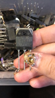 [VM] - Cặp sò công suất A1106 và C2581.