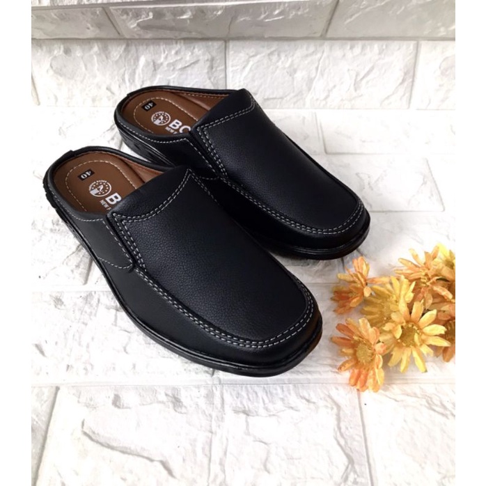 Dép sục nam phom đẹp, da mềm, mã SP13, size từ 38 -43, màu đen, đế khâu sẳn rất chắc chắn