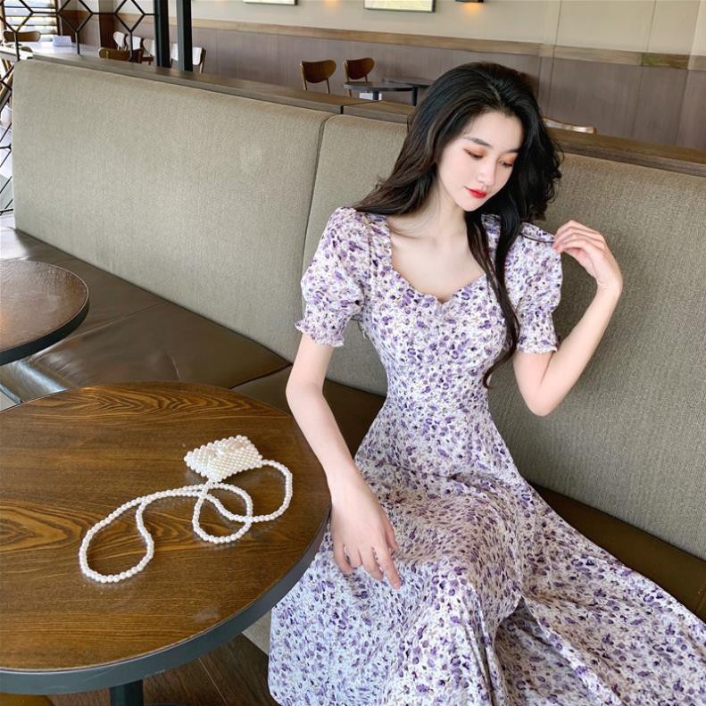 Váy xẻ dài hoa tím  tay bồng