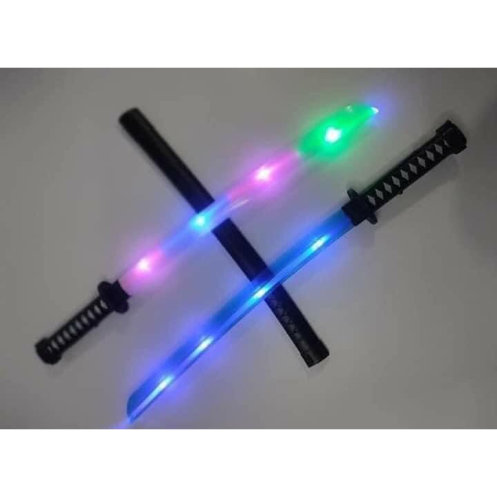 Kiếm nhựa đồ chơi katana trẻ em có vỏ phát sáng siêu nhân samurai siêu hot