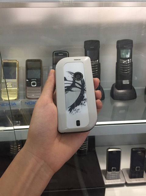 Nokia 7610