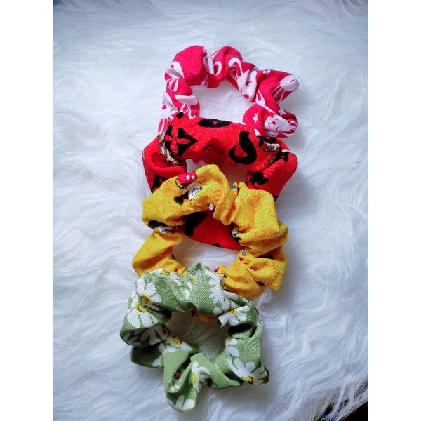 Dây buộc tóc scrunchies