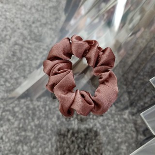 Cột tóc scrunchies trơn xinh xắn