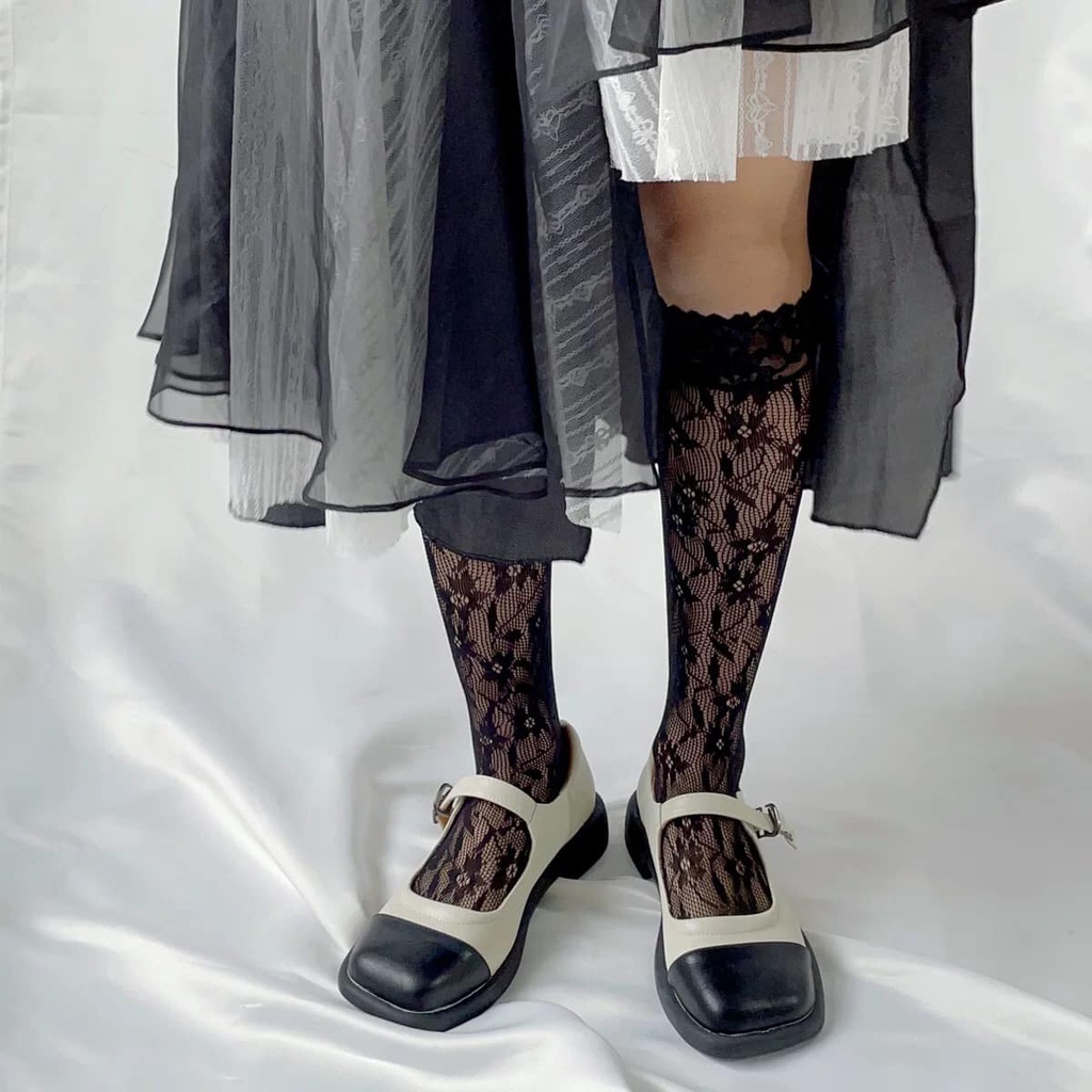 Tất cao tới gối Lolita ren kiểu