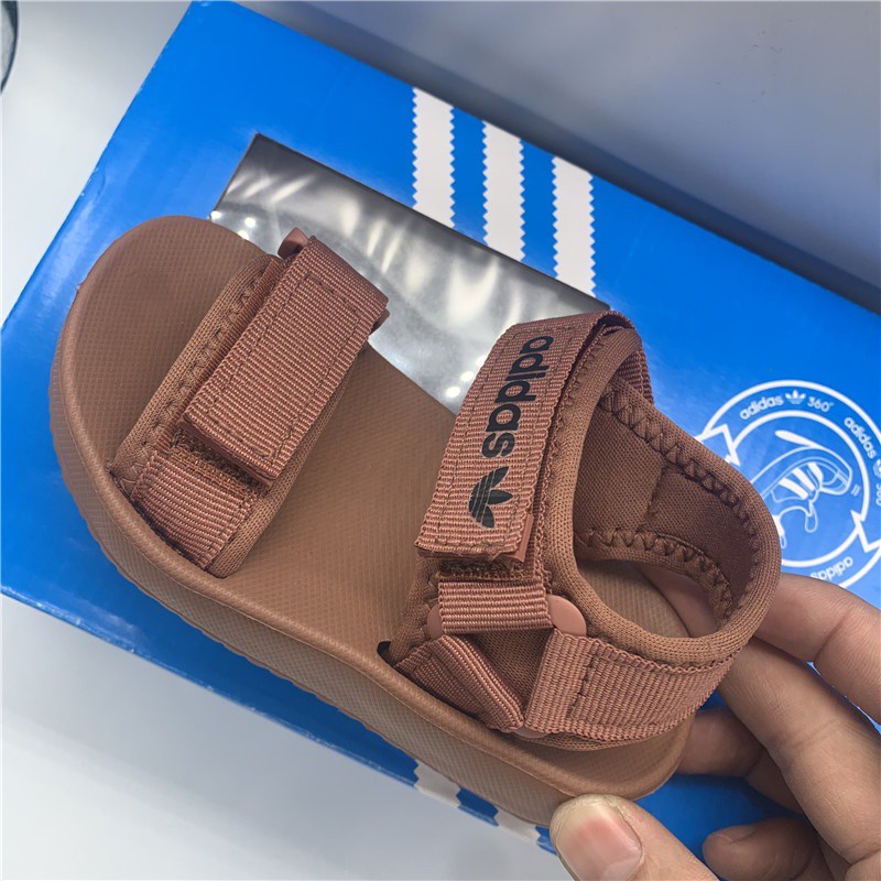 Giày sandal thể thao chính hãng Adidas màu vàng đất mới cho trẻ em