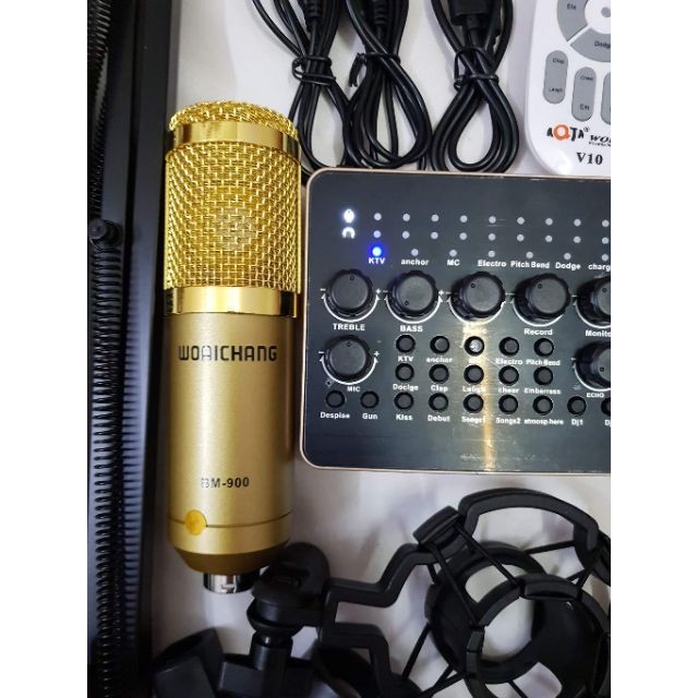 Bộ combo mic livestream BM900 + V10 + Chân kẹp + Màng lọc âm - CB02