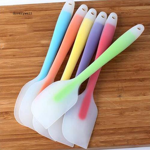 Phới silicone trộn bột làm bánh tiện lợi