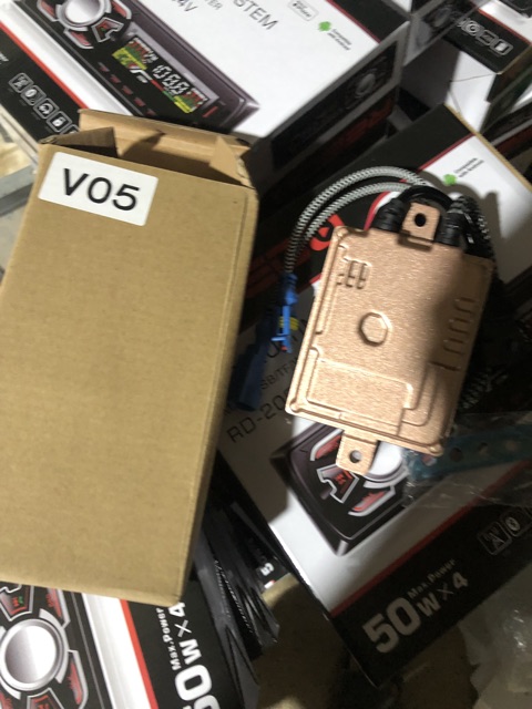 Sản phẩm gia đình làm: 1 cục ba lát hàng v5 có khuyến mãi khi mua 2 cái đổ lên