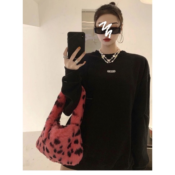 [Có sẵn]💥Áo nỉ dài tay đen cá tính💥Hàng giống hình 100% | BigBuy360 - bigbuy360.vn