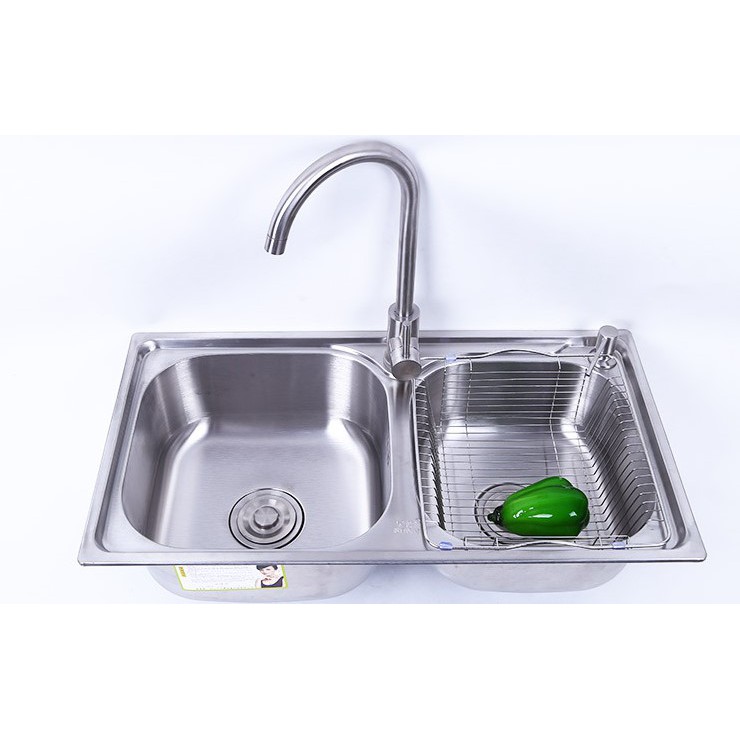 Chậu Rửa Bát Inox Hai Hố Cân 🍅CAM KẾT CHÍNH HÃNG🍅 Chậu Rửa Chén Inox 2 Ngăn Hiện Đại Lubeck B8245