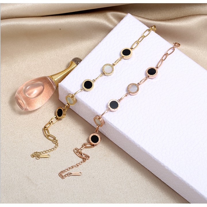 LẮC TAY TITAN SỐ LA MÃ TA128 SIÊU ĐẸP BỀN MÀU