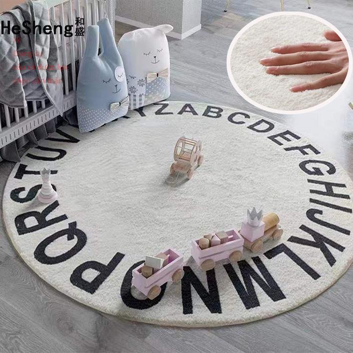 Vòng 26 chữ cái tiếng Anh trèo lên ghế máy tính để chụp ảnh trường đẹp
