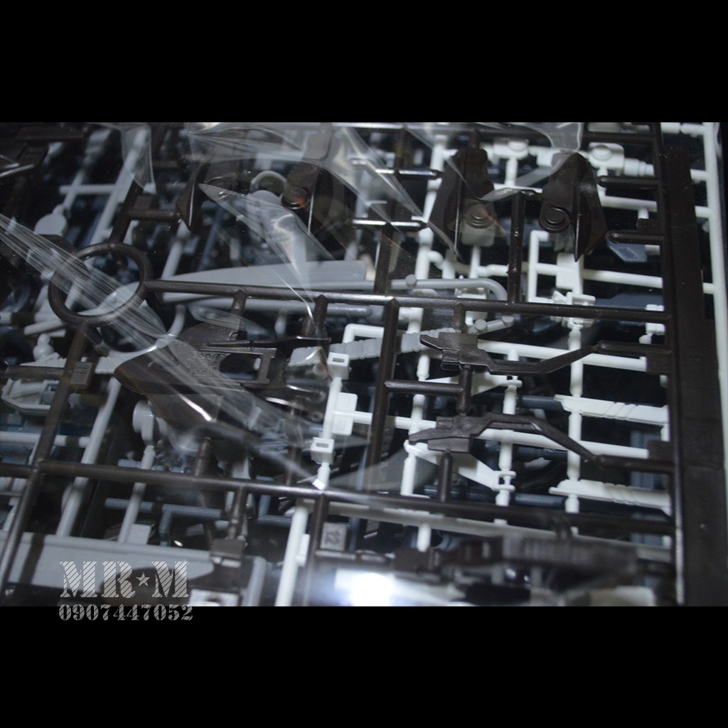 Gundam THRONE EINS-001