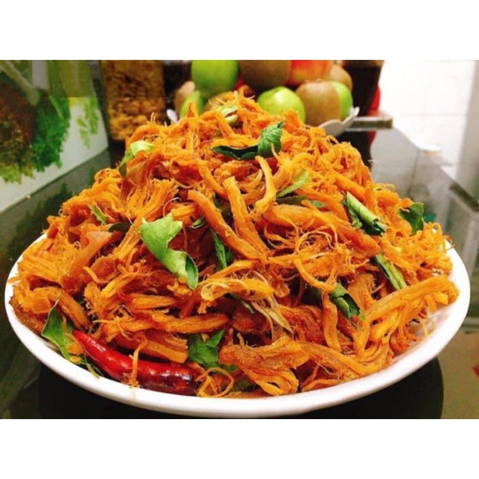 Khô gà lá chanh xé cay 300g, đồ ăn vặt sài gòn siêu ngon LOCA KG01 | BigBuy360 - bigbuy360.vn