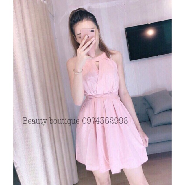 Đầm xoè cổ yếm có lót quần trong