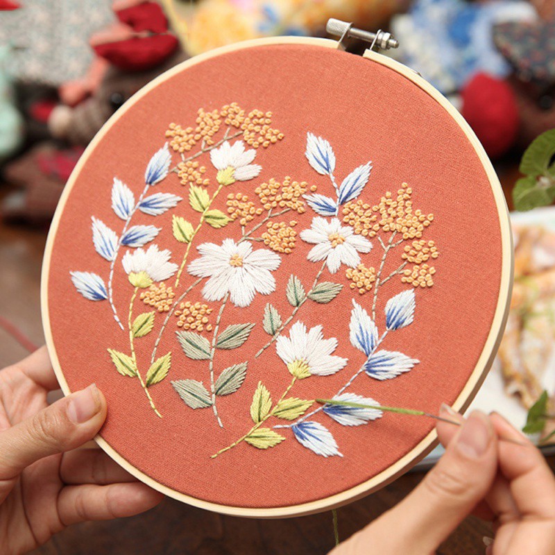 Bộ Dụng Cụ Cơ Bản Chuyên Dụng Tập Thêu Tay Thủ Công Cho Người Mới Bắt Đầu