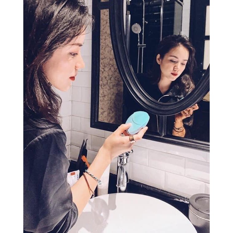 Máy rửa mặt cầm tay, HÀNG SẠC PIN, tặng kèm cáp sạc | BigBuy360 - bigbuy360.vn