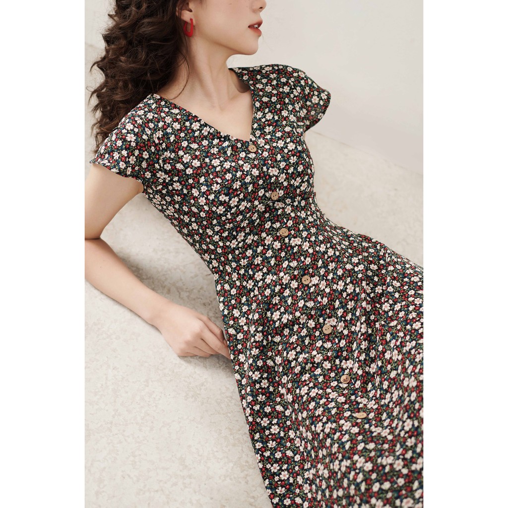 Đầm bổ mảnh lụa hoa nhí đen khuy dừa 1VA1097 ADORE DRESS | BigBuy360 - bigbuy360.vn